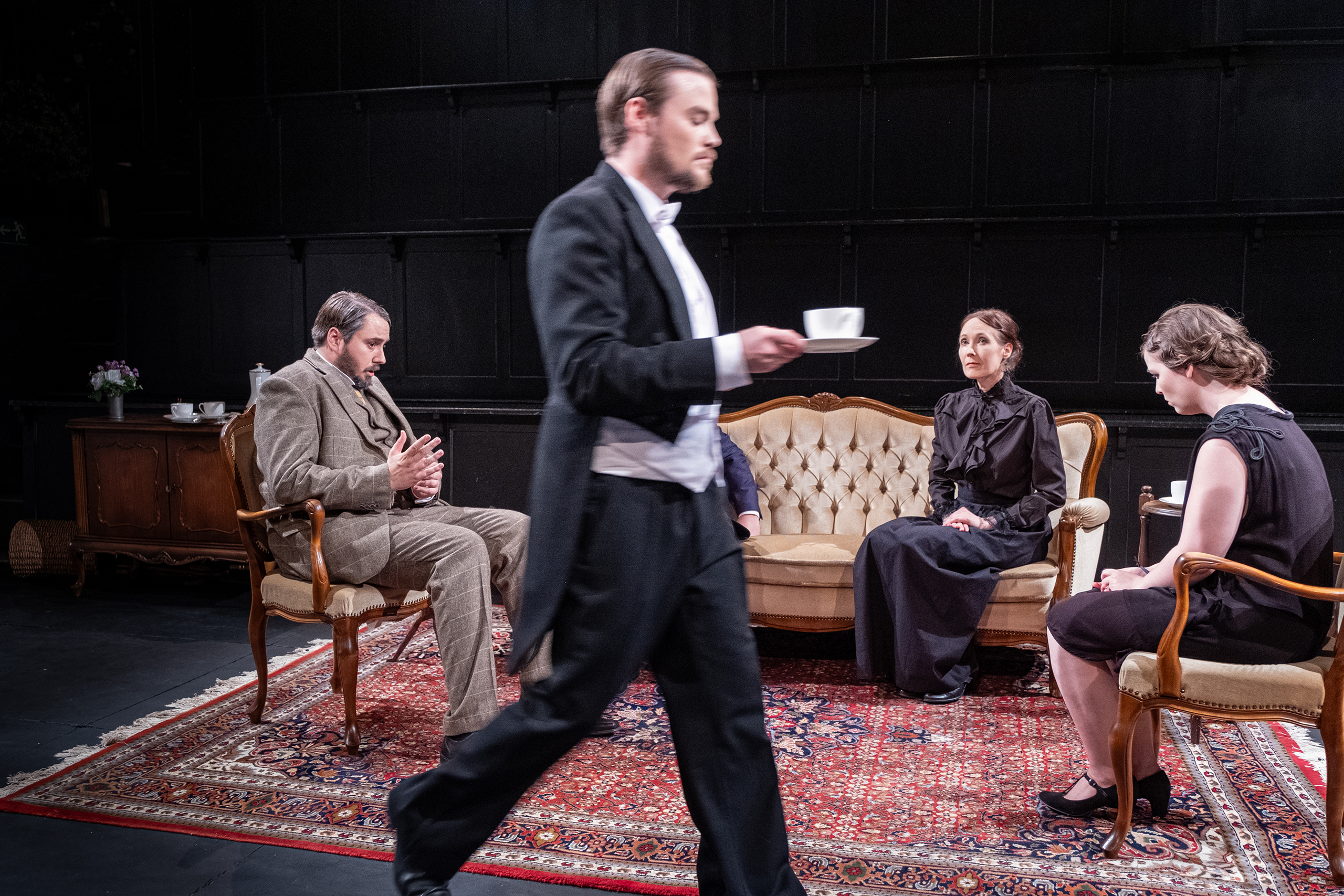 August 2018; ThOP, Alibi, Web